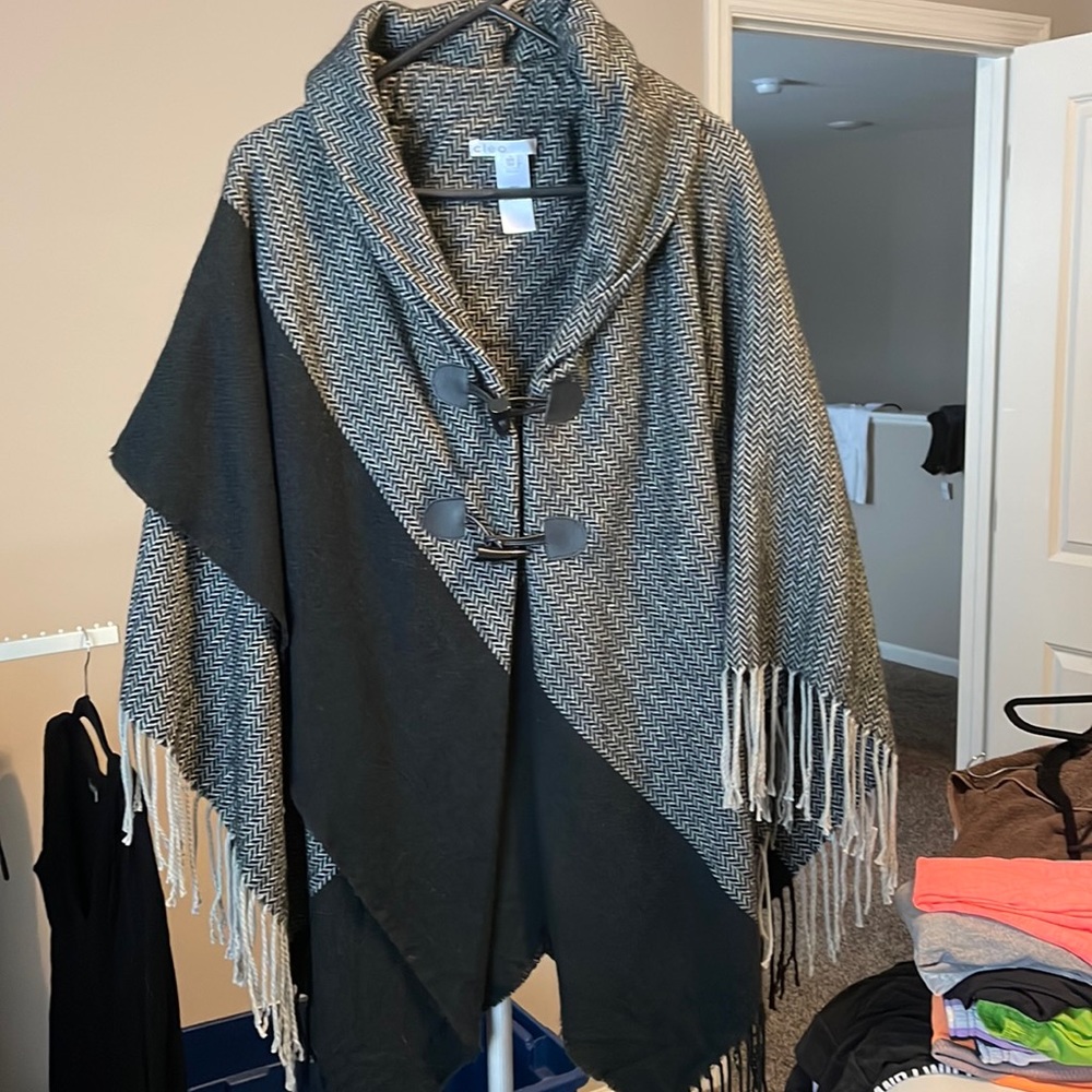 CLEO • One Size Poncho Cape